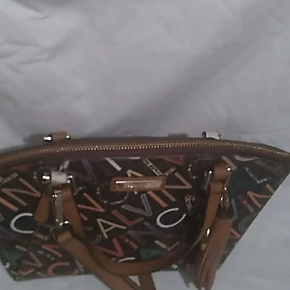 Calvin Klein Bag with Dark Background and Monogram Print (L1) - Picture 13 of 14